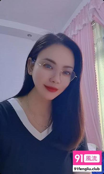 二刷性感气质骚御姐